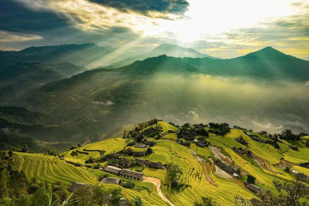 Master the Ha Giang Loop in Rainy Season 2025: Self-Ride Guide with 20+ Safety Tips 87 den ha giang phai xem ngay kinh nghiem san may tren nui tay con linh 9 1642862932