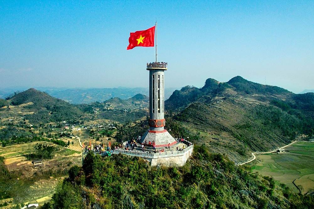 Ha Giang Loop: Why Touring with an Ethnic Minority Guide Creates the Ultimate Vietnam Adventure 1 e17bf167 dia diem du lich ha giang 1